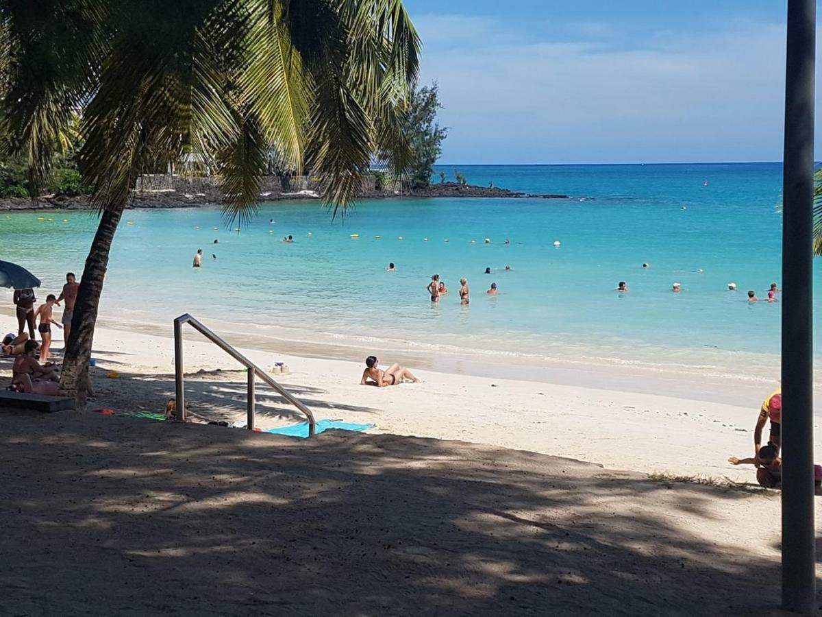 LapiroguevillaTourist Resident Pereybere Beach Dış mekan fotoğraf