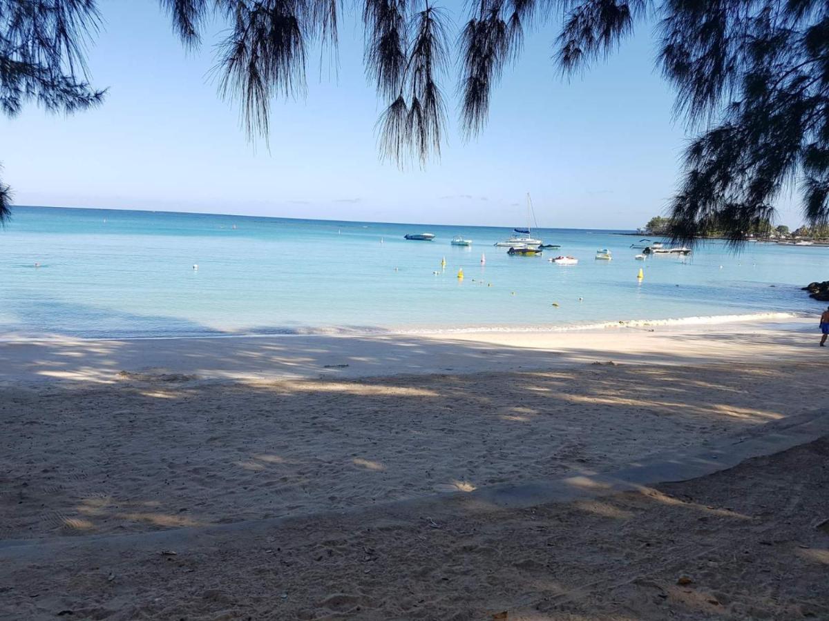 LapiroguevillaTourist Resident Pereybere Beach Dış mekan fotoğraf