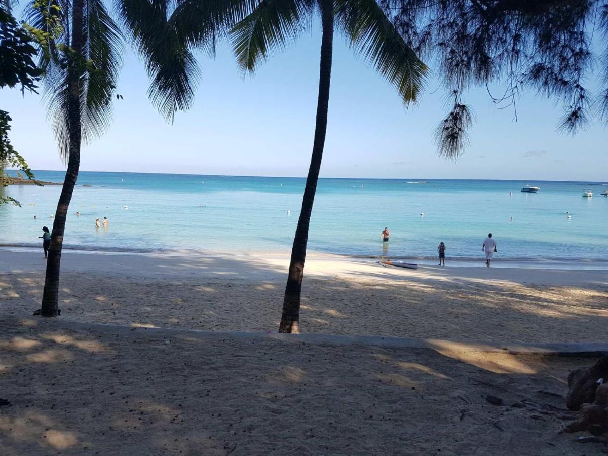 LapiroguevillaTourist Resident Pereybere Beach Dış mekan fotoğraf